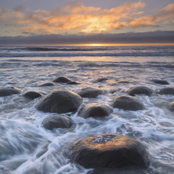 Bowling-Ball-Beach-1-1.jpg